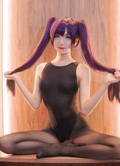 6070欧美女人穿衣搭配_720手机在线观看