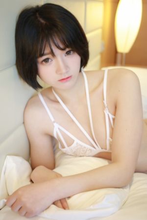 欧美美女二区_无删减在线播放
