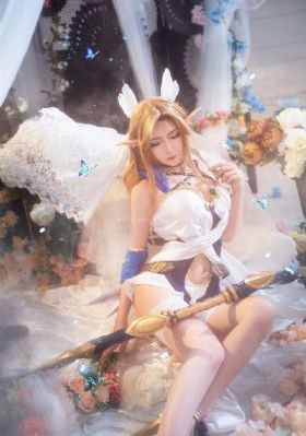 欧美紧身皮裤翘臀_1080迅雷电影在线